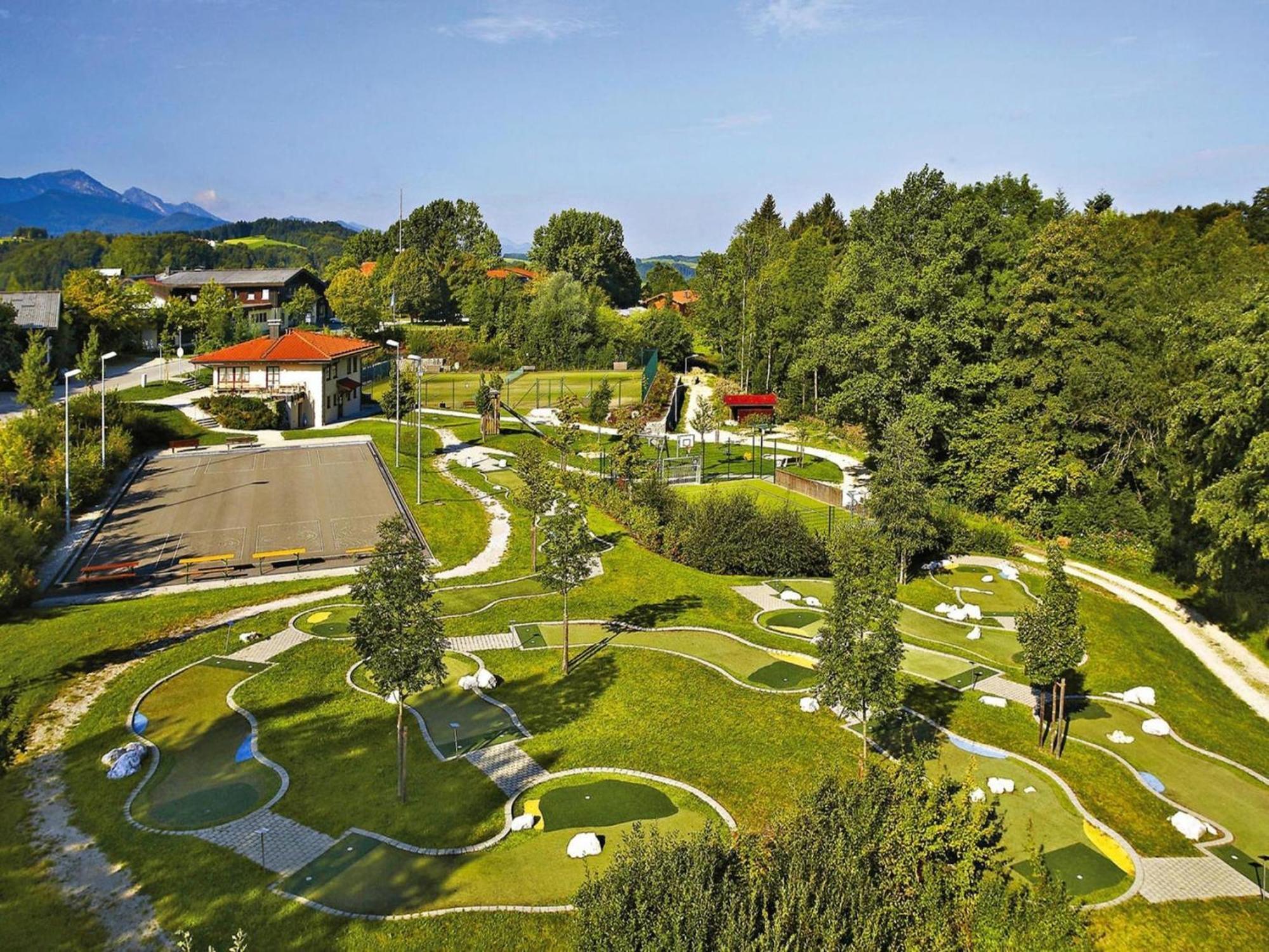 Holiday Village Vorauf Siegsdorf Exterior foto